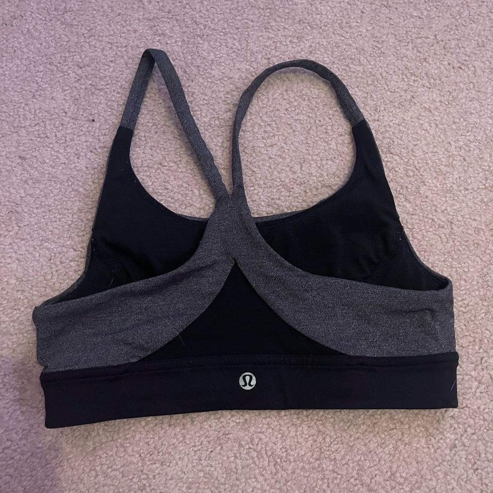 lululemon bra - Picture 2 of 3